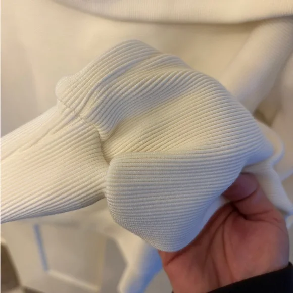 Varley Vine Cream Quarter-Zip Pullover Sweater XS EUC - Picture 7 of 11